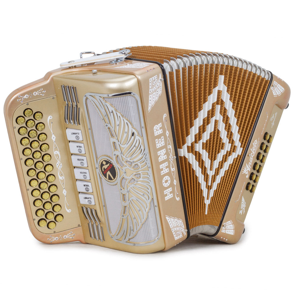 Hohner and Anacleto Accordions – Etiquetada
